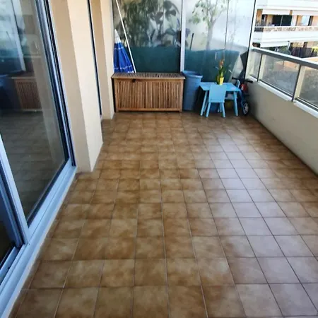 Appartamento 2 Pieces Avec Piscine Et Vue Et Climatisation *