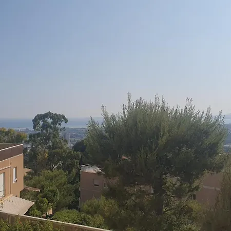 2 Pieces Avec Piscine Et Vue Et Climatisation * Nice